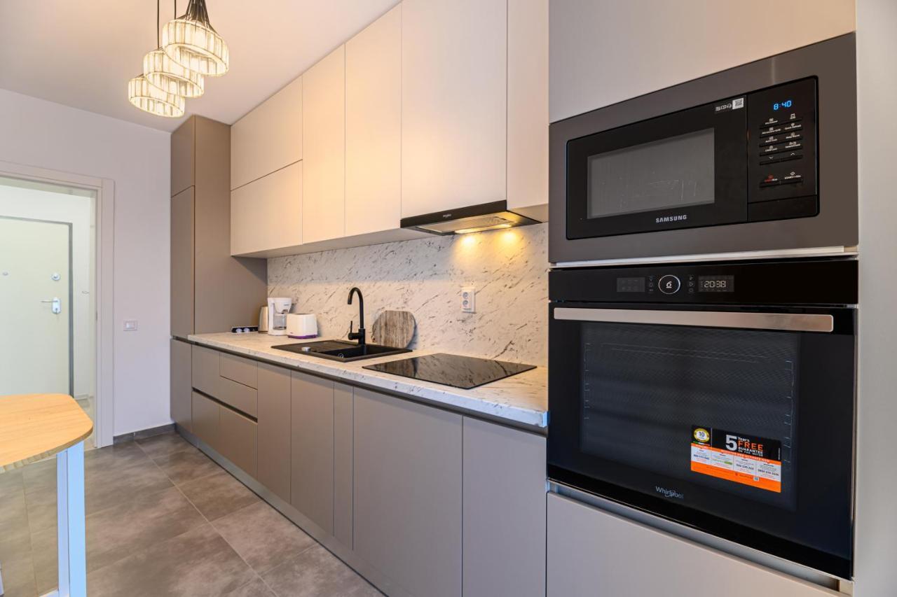 Rentforcomfort Dynamic Apartment Braşov Exterior foto
